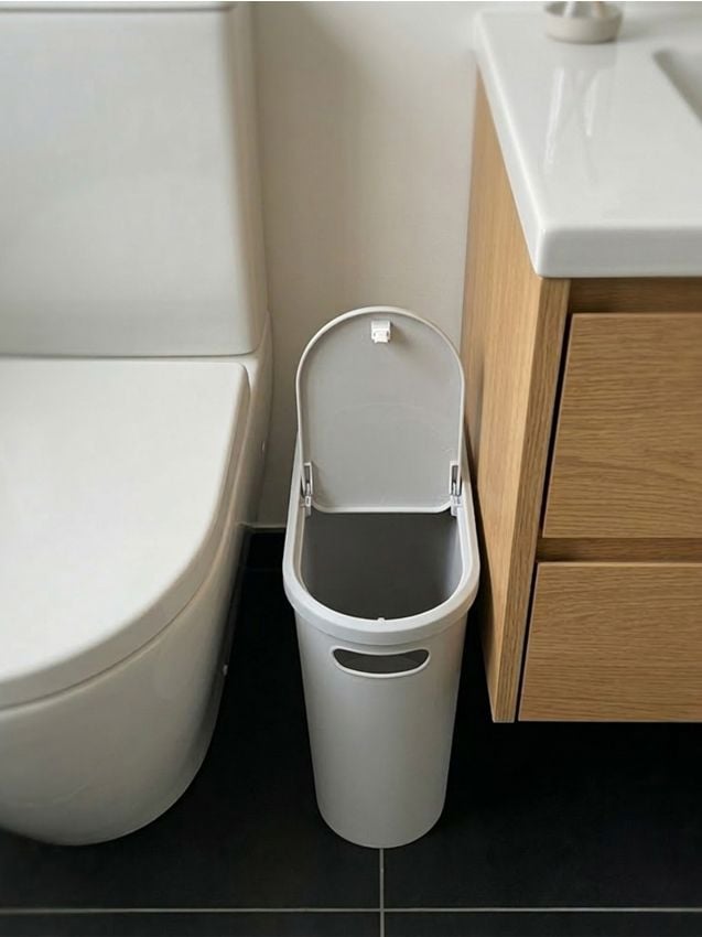 Sinsay - Coș de gunoi cu capac - gri deschis