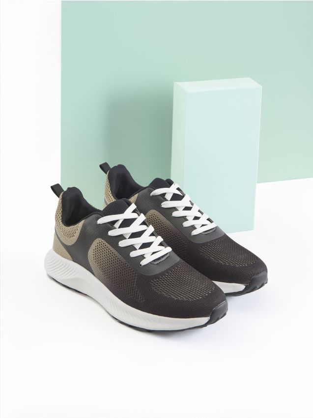 Sneakersy Kolor czarny - SINSAY - 7734Y-99X