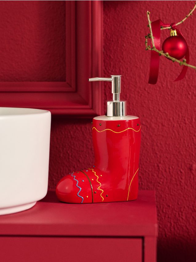 Sinsay - Vianočný dolomitový dávkovač mydla v tvare čižmy - červená