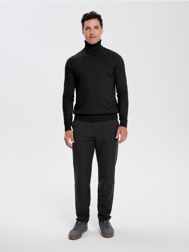 Sinsay - Klasyczny golf - czarny