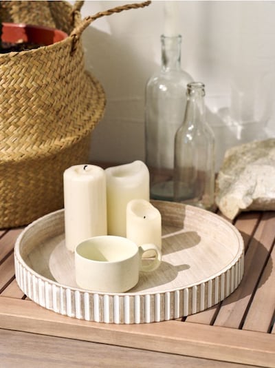 Rebrast dekorativni pladenj