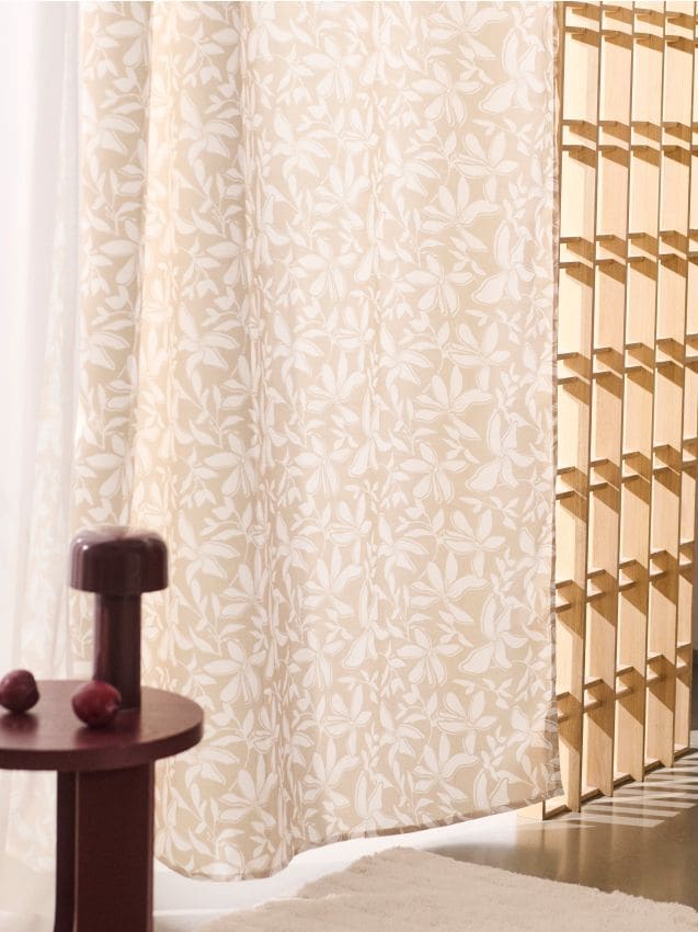 Draperie satinatǎ cu model floral - SINSAY