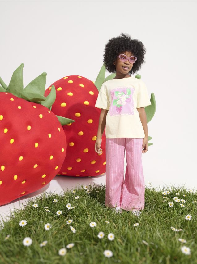 Sinsay - Tricou oversize din bumbac cu imprimeu - galben-deschis