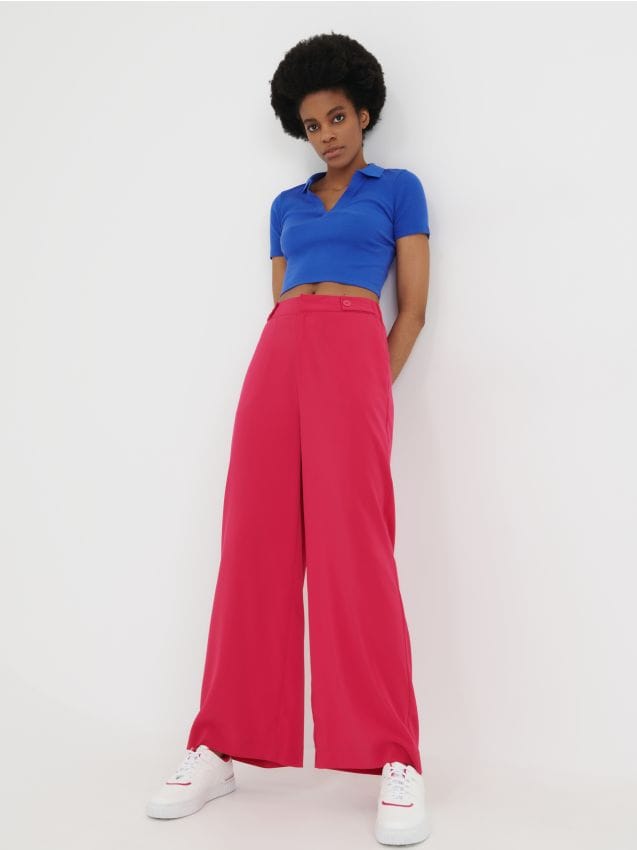 Top scurt din tricot striat - SINSAY