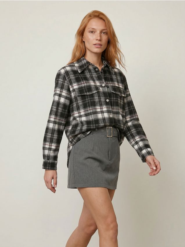 Sinsay - Jachetă în carouri în stil flanel, cu amestec de lână și viscoză - negru
