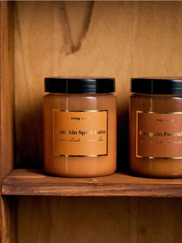 Sinsay - Lumânare Pumpkin Spice Latte - chihlimbariu