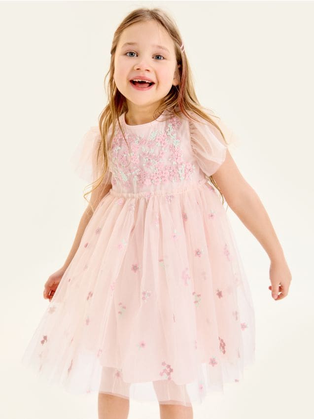 Sinsay - Rochie babydoll din tul cu motiv floral - roz-pastel