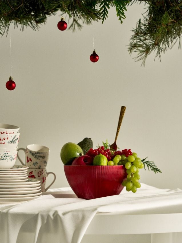 Sinsay - Dekoratívna miska s vrúbkovaným vzorom a zlatým okrajom - červená