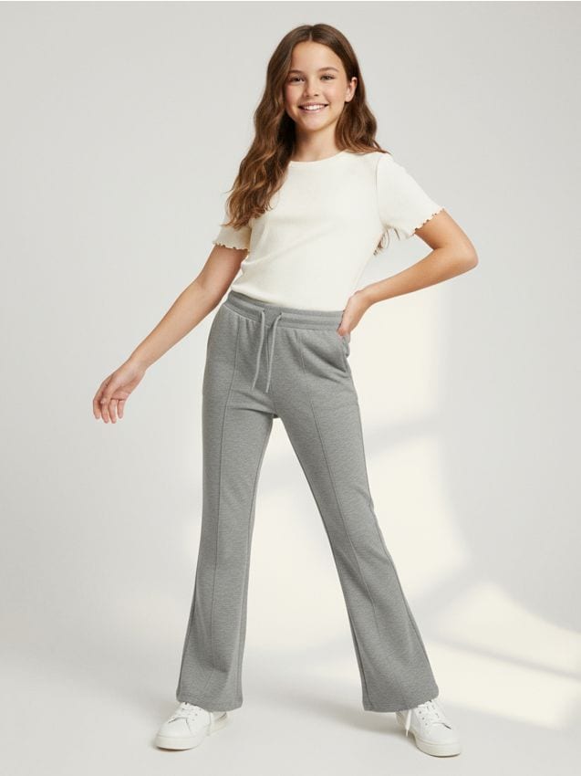 Sinsay - Pantaloni flare - gri deschis