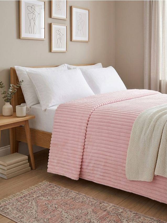 Sinsay - Cuvertură matlasată pentru pat - roz-pastel