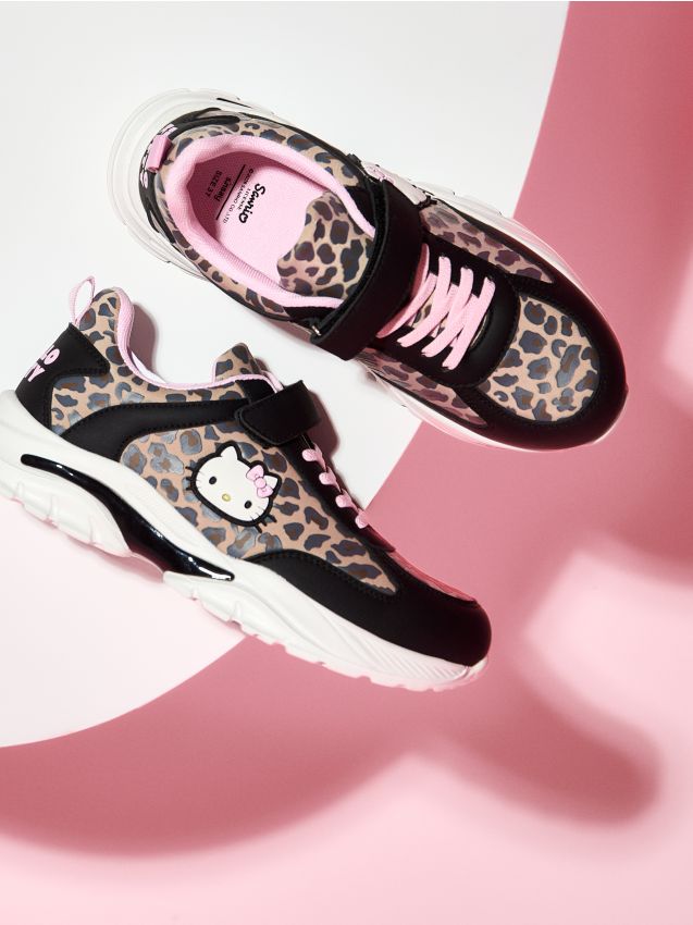 Sinsay - Sneakers ușori cu imprimeu leopard și aplicație Hello Kitty - multicolor