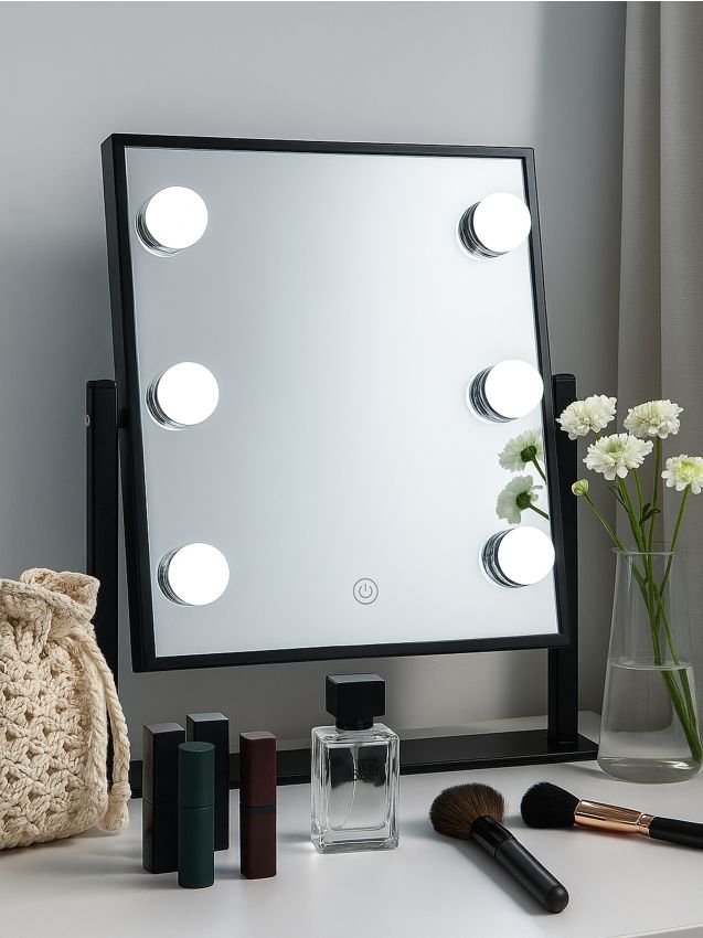 Sinsay - Oglindă cosmetică cu iluminare LED - negru