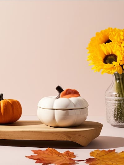 Контейнер с капак във форма на тиква