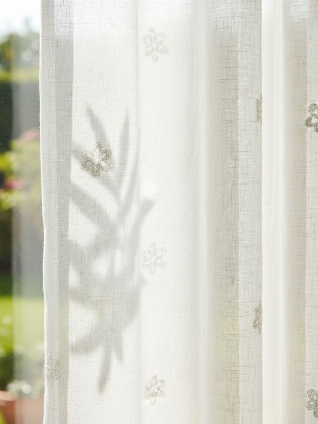 Sinsay - Záves s rastlinným motívom - biela