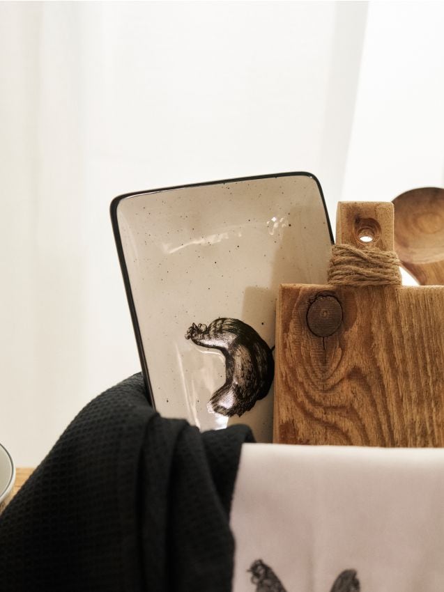 Sinsay - Platou dreptunghiular cu imprimeu de găină - negru