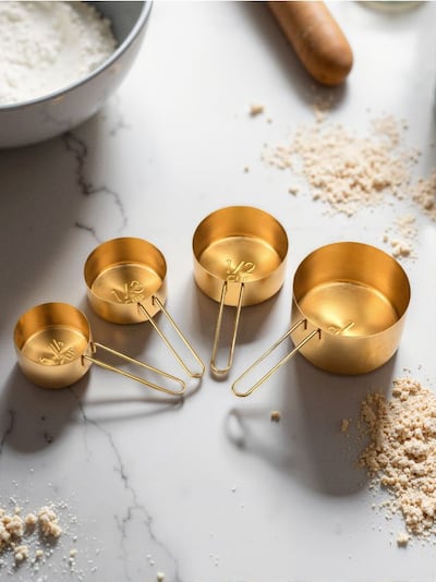 KITCHEN MEASURING TOOLS