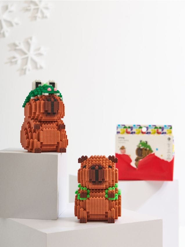 Sinsay - Kocky s motívom kapybary - zelená