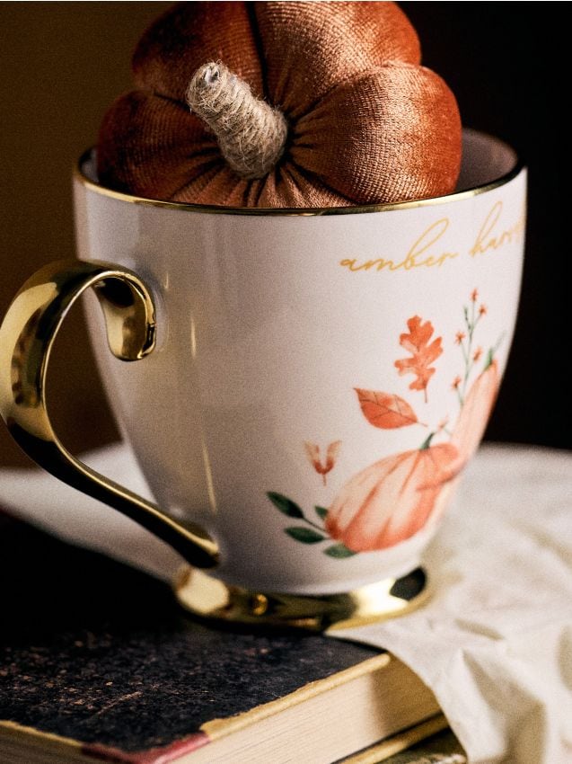 Sinsay - Cană ceramică cu motiv de toamnă - multicolor