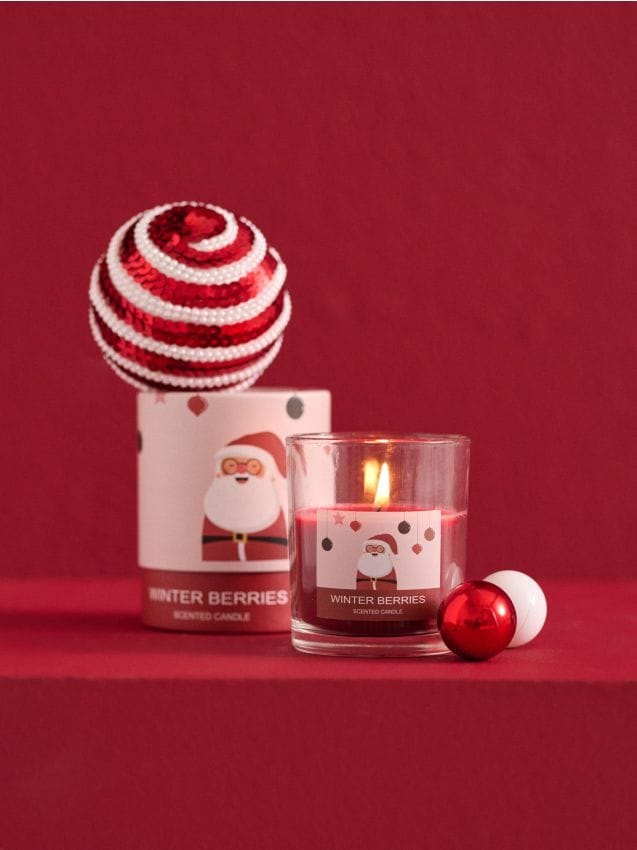 Sinsay - Vonná sviečka Winter Berries - červená