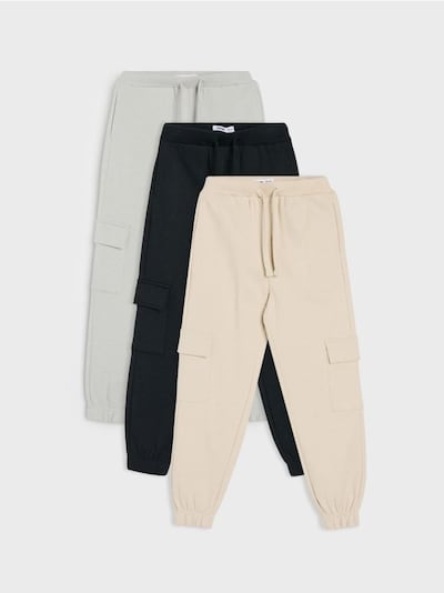 Široke trenerke 3 pack