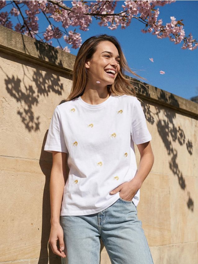T-shirt con dettaglio ricamato - bianco
