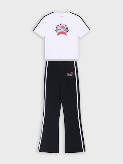 Σετ με κοντομάνικη μπλούζα και παντελόνι