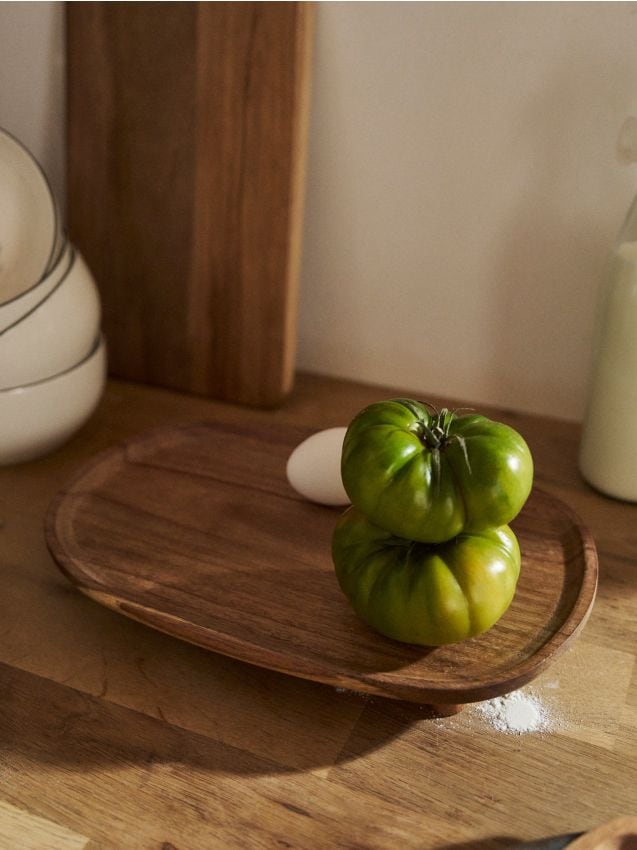 Sinsay - Tavă de servire din lemn cu picioare - bej