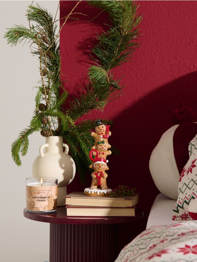 Sinsay - Vianočná dekorácia s motívom perníkového panáčika - zlatohnedá