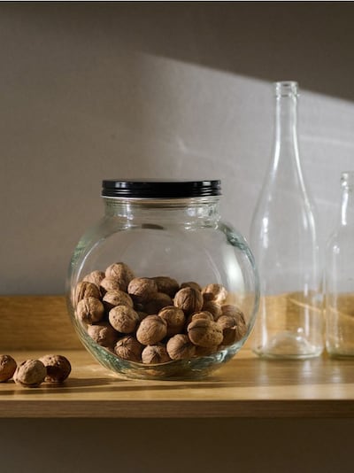 Kozarec za hrano s pokrovom