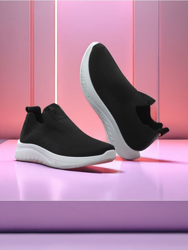 Sinsay - Sneakers slip-on - negru