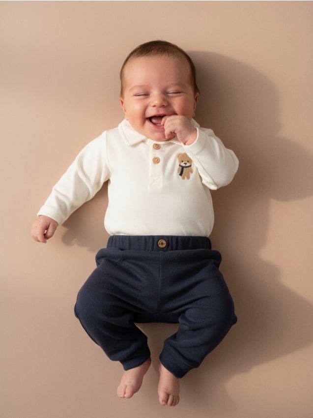 Sinsay - Body s vyšívaným medvedíkom - krémová