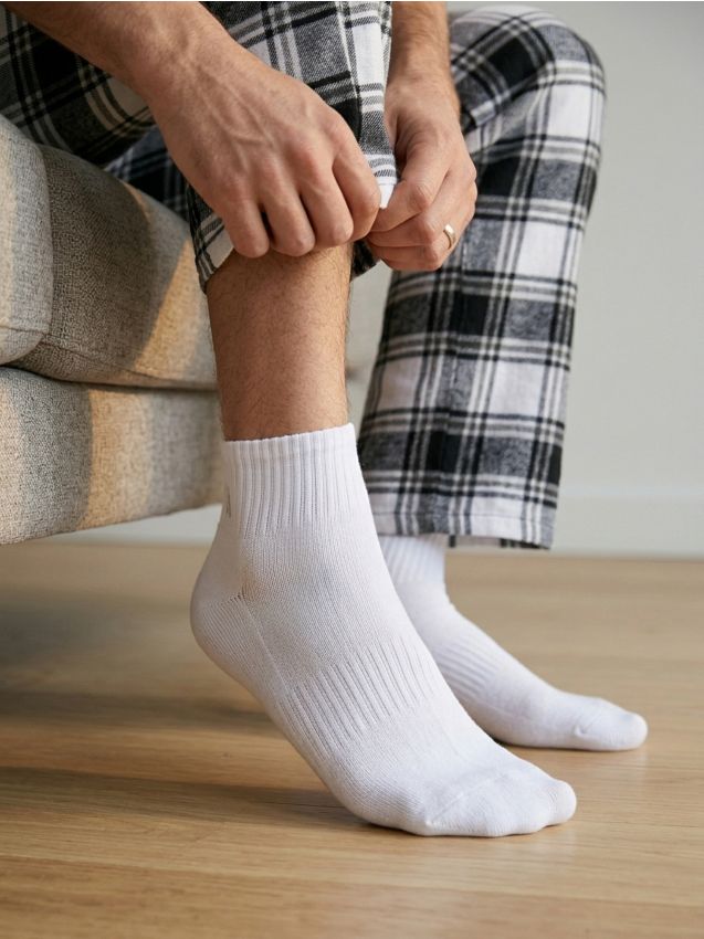 Sinsay - Set de 4 perechi de șosete - alb