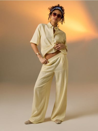 Široké kalhoty s lněným vláknem