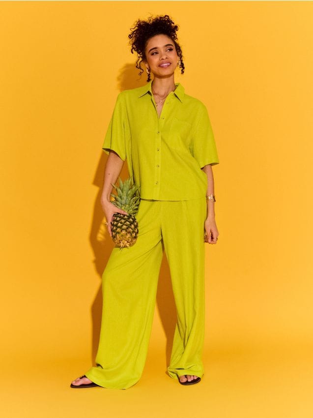 Sinsay - Pantaloni largi cu amestec de in - verde-gălbui