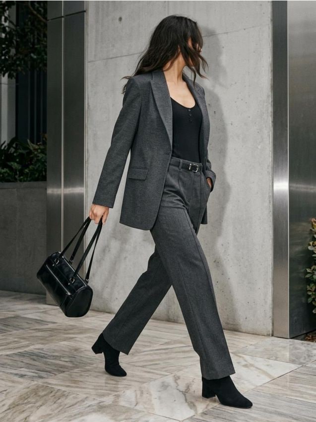 Sinsay - Spodnie z przeszytym kantem - szary