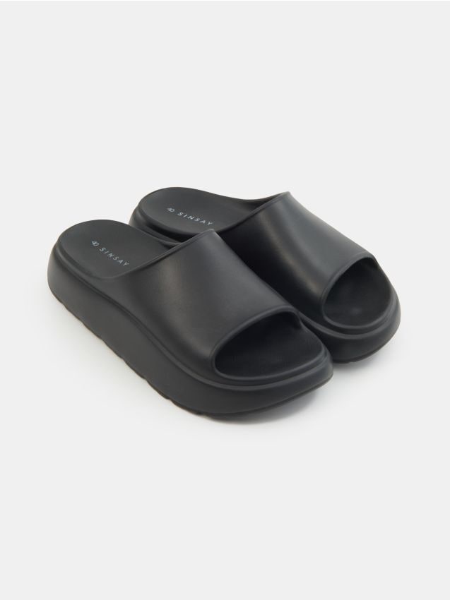 Sinsay - Saboți cu talpă groasă plată - negru