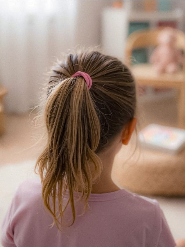 Sinsay - Gumičky do vlasov v opakovateľnom obale, balenie 100 ks - viacfarebná