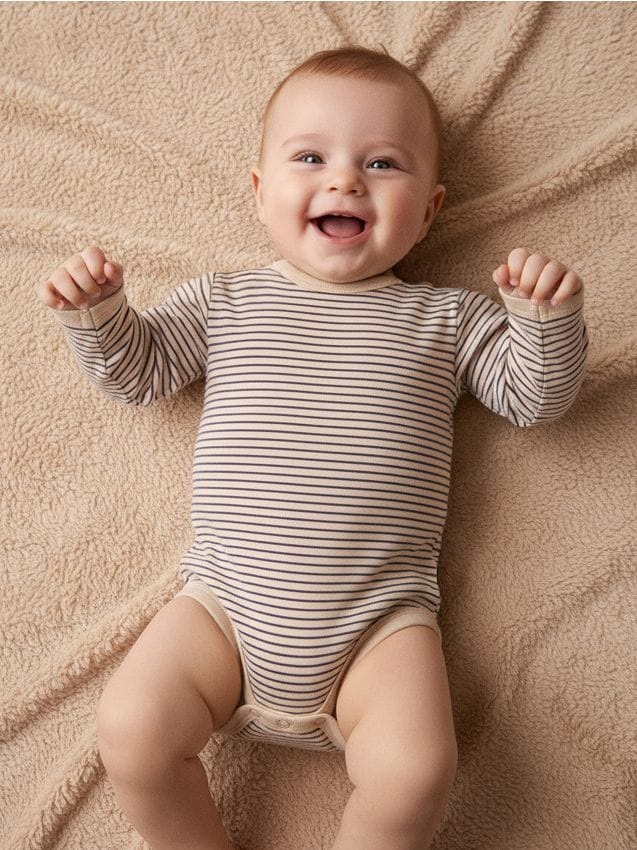 Sinsay - Prúžkované body - béžová