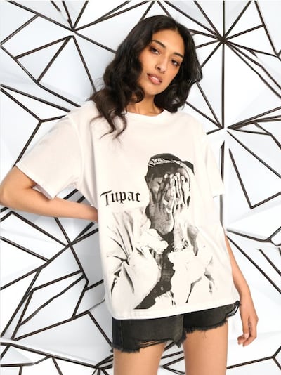 LADIES` T-SHIRT