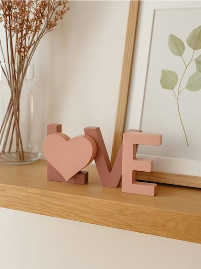 Uspravni ukras LOVE