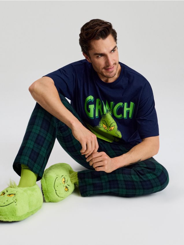 Sinsay - Pijamale două piese regular fit cu imprimeu de Crăciun Grinch - multicolor