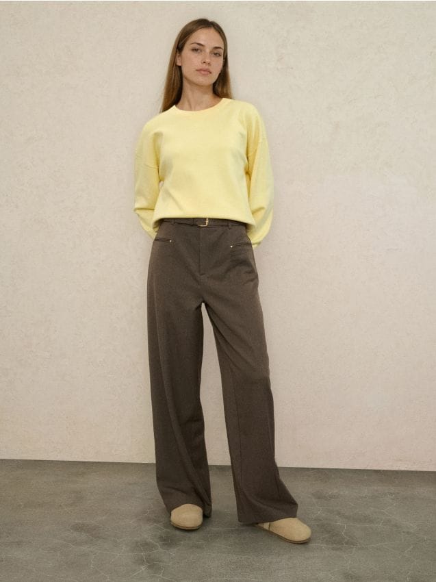 Sinsay - Pantaloni evazați cu curea - maro