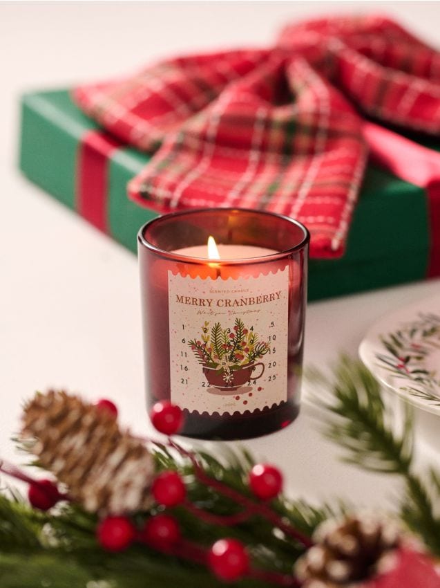 Sinsay - Sviečka Merry Cranberry - červená