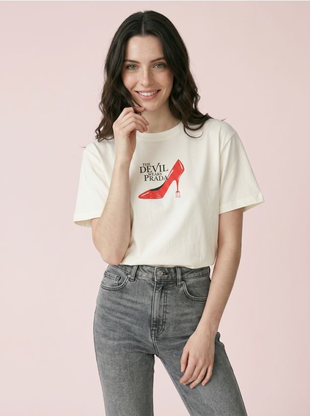 Sinsay - Tricou cu imprimeu The Devil Wears Prada - crem