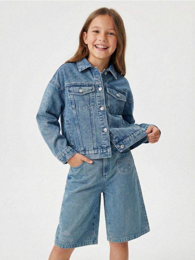 Sinsay - Pantaloni scurți din denim oversize cu cristale decorative Hello Kitty - altele