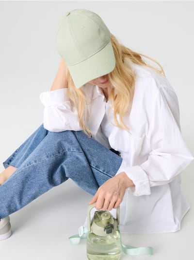 Cappello con visiera