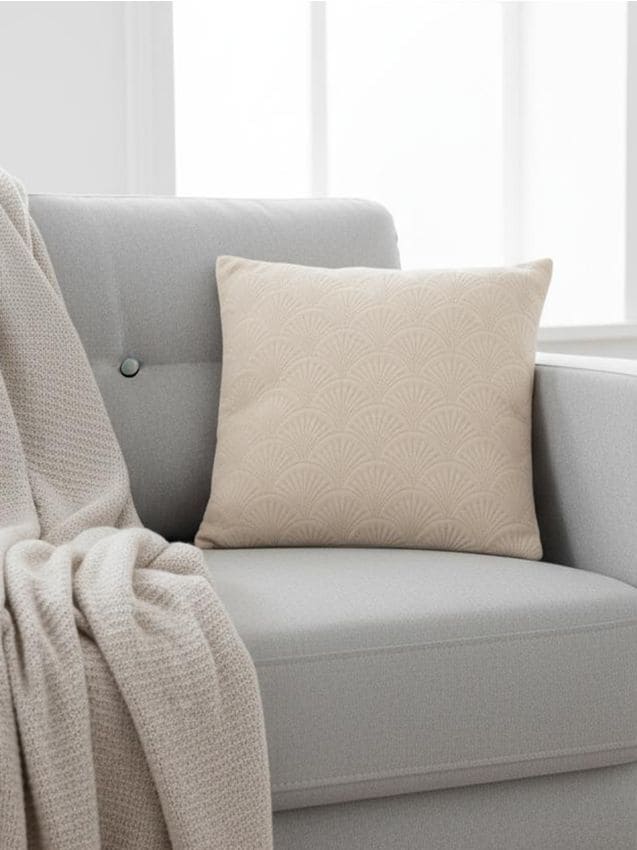 Sinsay - Ozdobný vankúš - krémová