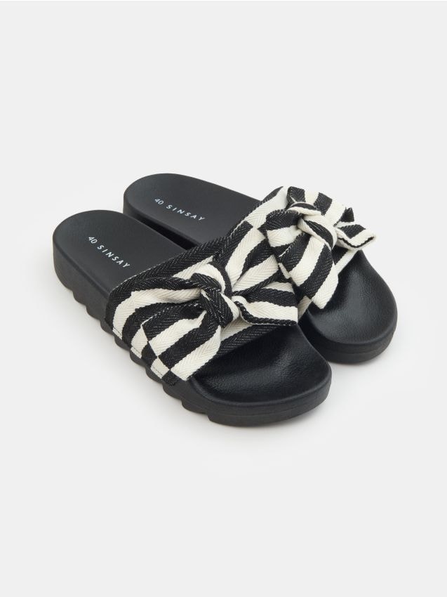 Sinsay - Papuci cu fundă mare în dungi - multicolor