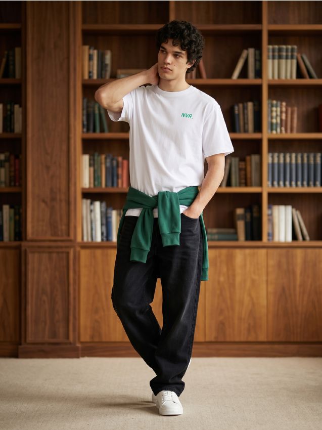 Sinsay - Tricou din bumbac comfort fit cu inscripție pe spate - alb