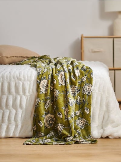 Κουβέρτα με λουλουδάτο σχέδιο